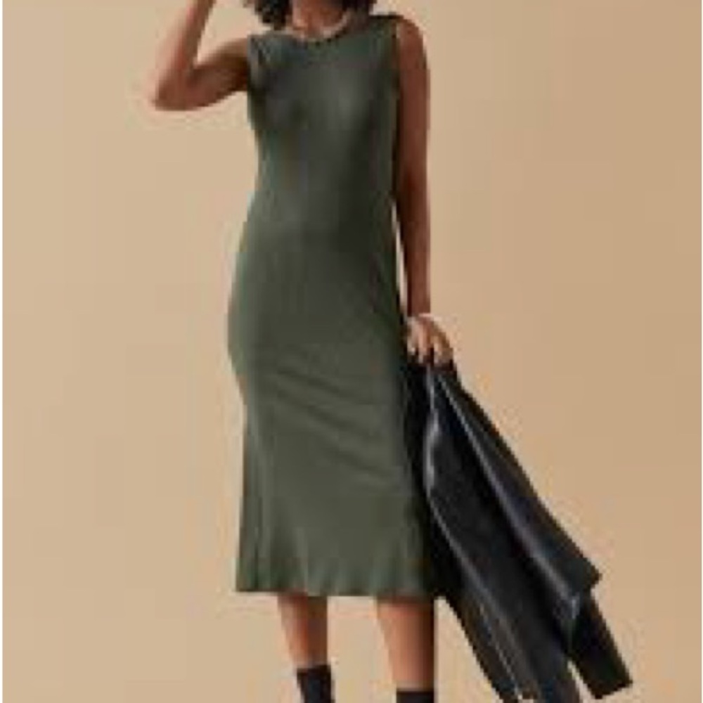 Francesca's Collections Ribbed Olive Dress